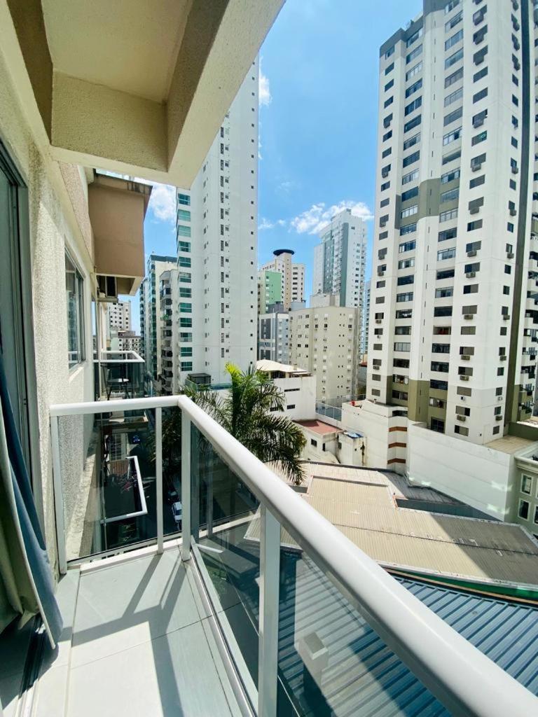 Simples E Aconchegante Na Av Brasi Apartment Balneário Camboriú Cameră foto